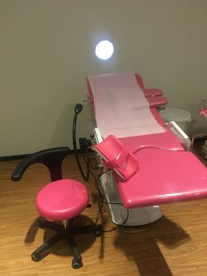 comprare Letto elettrico di maternità di consegna ostetrica della Tabella dell'esame di ginecologia fabbricazione online
