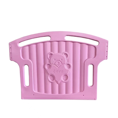 Due colori rosa e greppia blu del bambino dell'ospedale per medico pediatrico