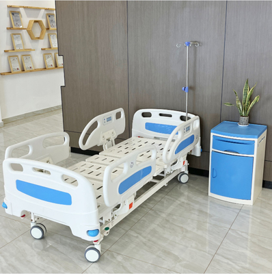 Letto ospedaliero elettrico regolabile blu Letto ospedaliero a cinque funzioni