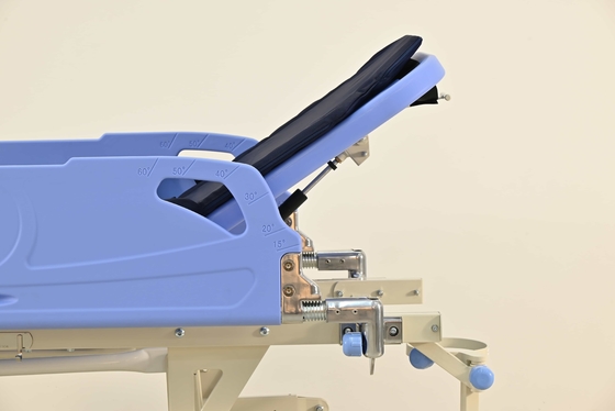 Stryker Materasso per il trasferimento del carrello del paziente Materasso per il trasferimento del carrello del paziente Bottiglie di ossigeno Letto per il trasferimento della sedia a rotelle