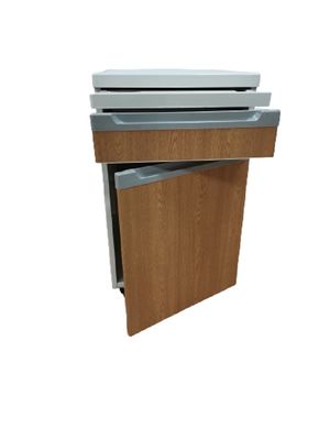 Colore di legno del piatto della struttura dell'ospedale del lato del letto della Tabella di alluminio del Governo con le macchine per colata continua