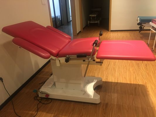 Letto ginecologico di parto di lavoro ostetrico dell'esame della mobilia della clinica dell'ospedale