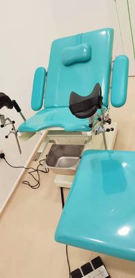 Letto elettrico di consegna ostetrica della Tabella dell'esame di ginecologia dell'ospedale