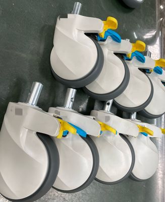 Macchine per colata continua a 5 pollici del freno del doppio di controllo centrale per la ruota della mobilia dell'ospedale
