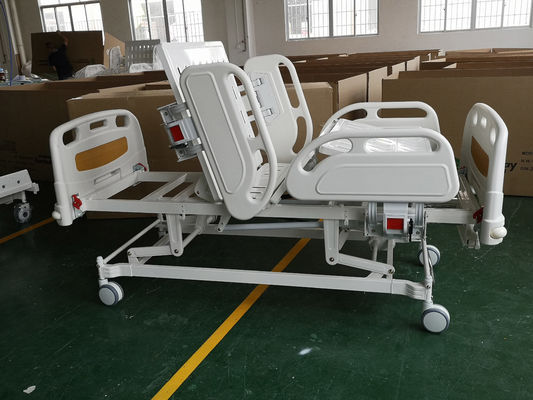 Letto di ospedale manuale del letto paziente storto tre con le macchine per colata continua chiudenti centrali lussuose