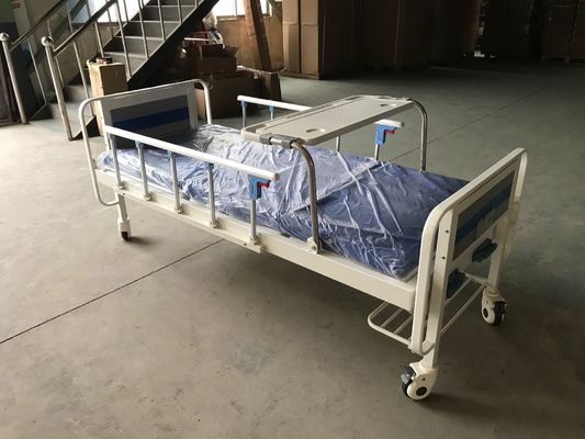 Letto di ospedale manuale medico di due funzioni con due manovelle e sopra la Tabella del letto