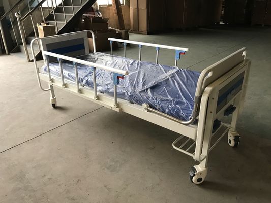 Letto di ospedale manuale medico di due funzioni con due manovelle e sopra la Tabella del letto