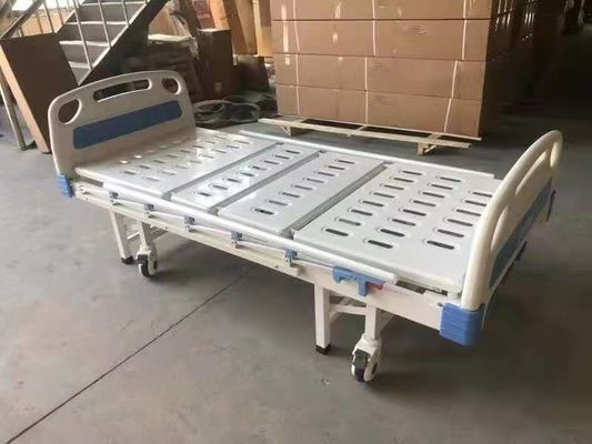 Letto di ospedale manuale storto 3 multifunzionali del letto di cura del paziente dell'ospedale del metallo